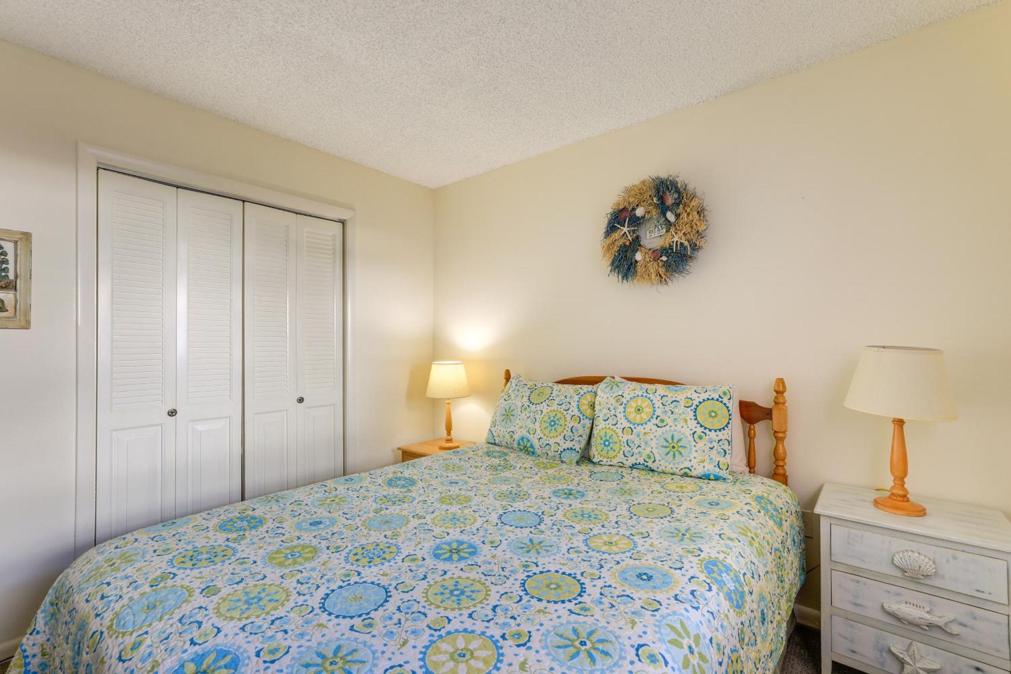 Central Cocoa Beach Condo With View, Steps To Beach! Exterior foto